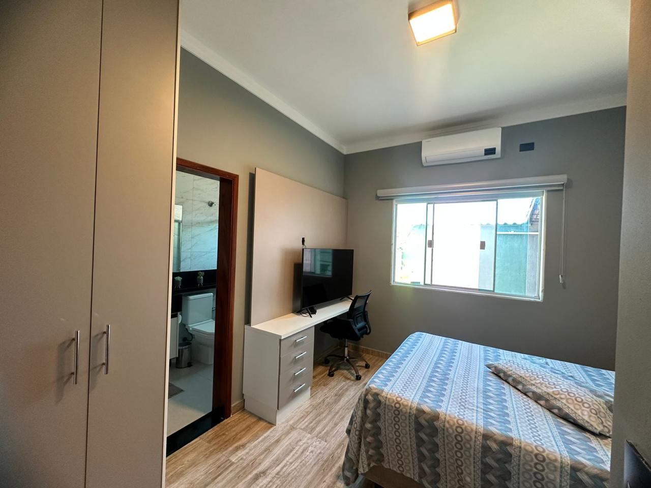 CAS261380 Casa Mobiliada à Venda em Itanhaém – 02 Dormitórios com Piscina de 9 Metros