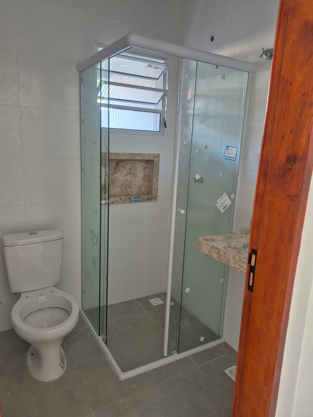 261392 Casa Pronta no Grandesp Itanhaém Lado Praia – 02 Dormitórios e Piscina