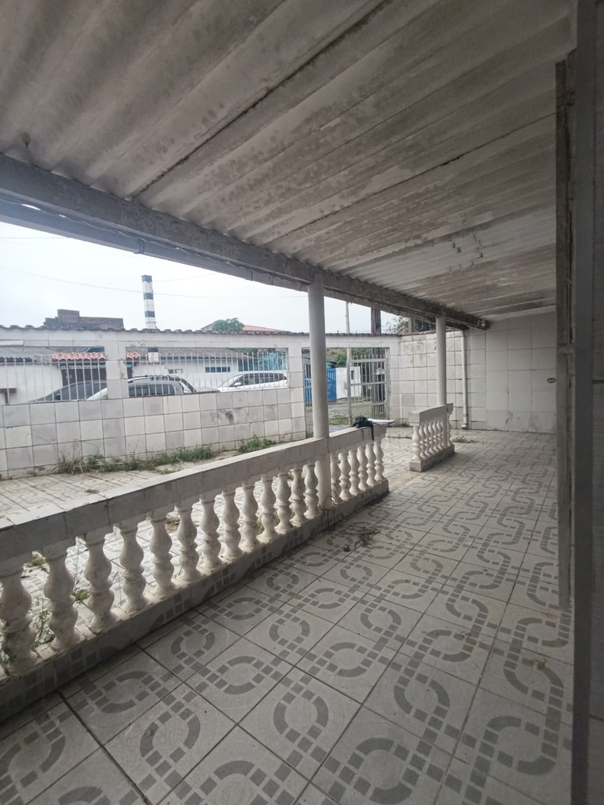 CAS261395 Casa Térrea com Edícula em Itanhaém – 04 Dormitórios a 800m do Mar