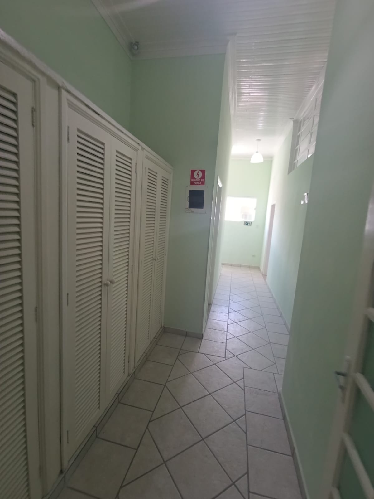 CAS261396 Hotel Pousada à Venda no Centro do Suarão Itanhaém – 18 Apartamentos e Piscina