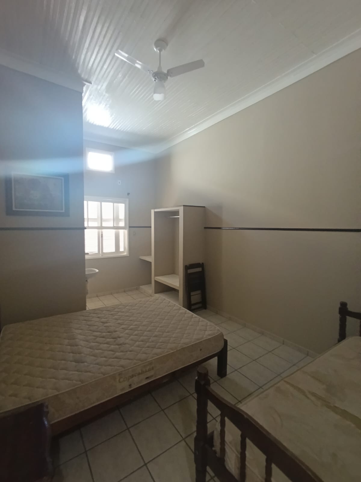 CAS261396 Hotel Pousada à Venda no Centro do Suarão Itanhaém – 18 Apartamentos e Piscina