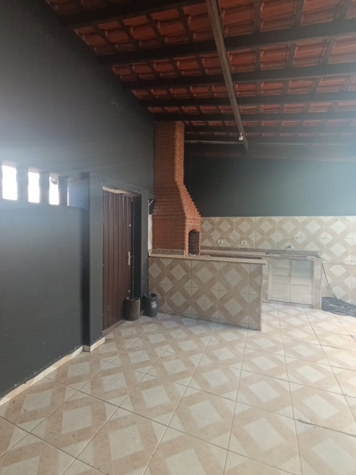 CAS261396 Hotel Pousada à Venda no Centro do Suarão Itanhaém – 18 Apartamentos e Piscina