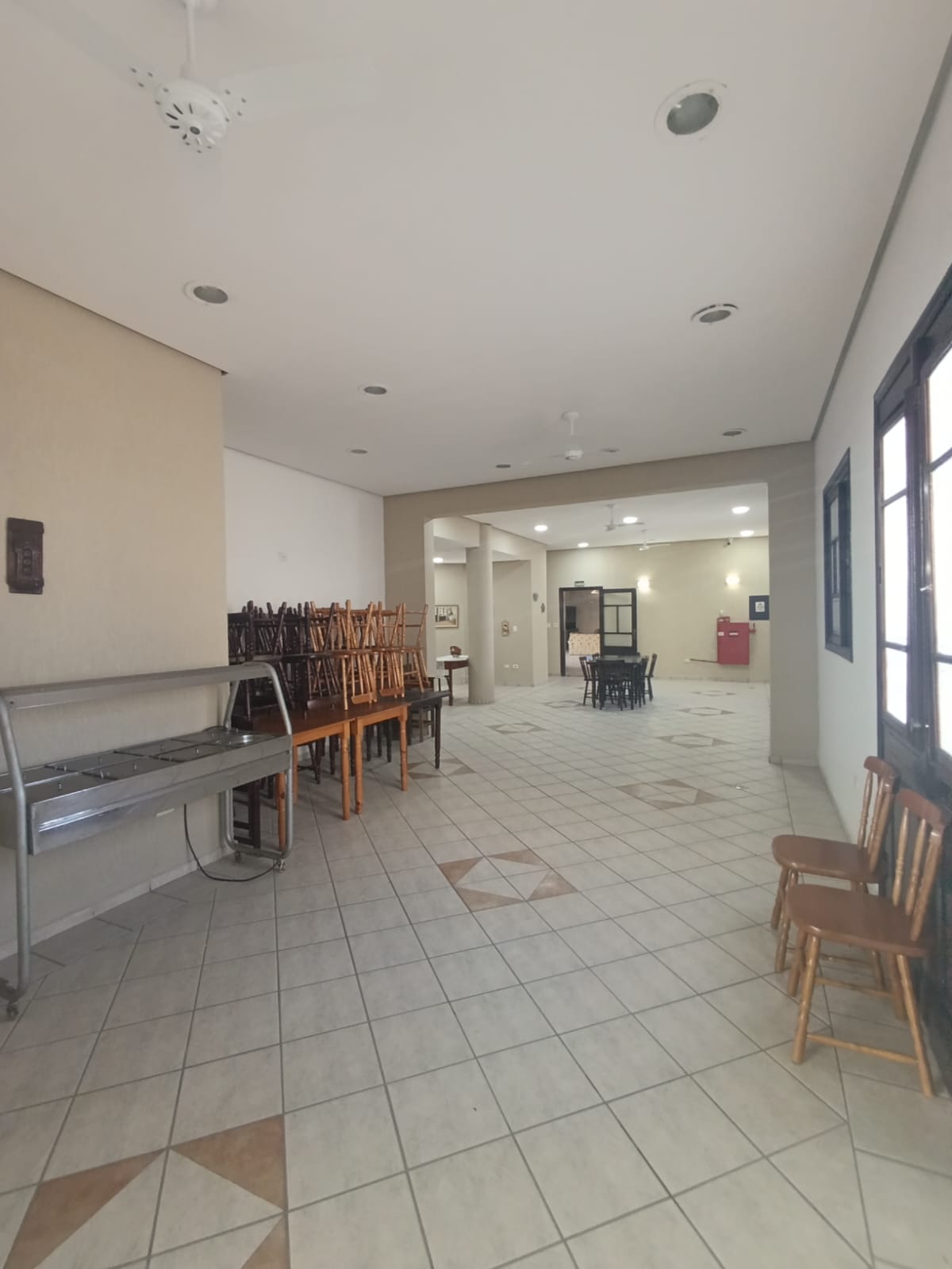 CAS261396 Hotel Pousada à Venda no Centro do Suarão Itanhaém – 18 Apartamentos e Piscina