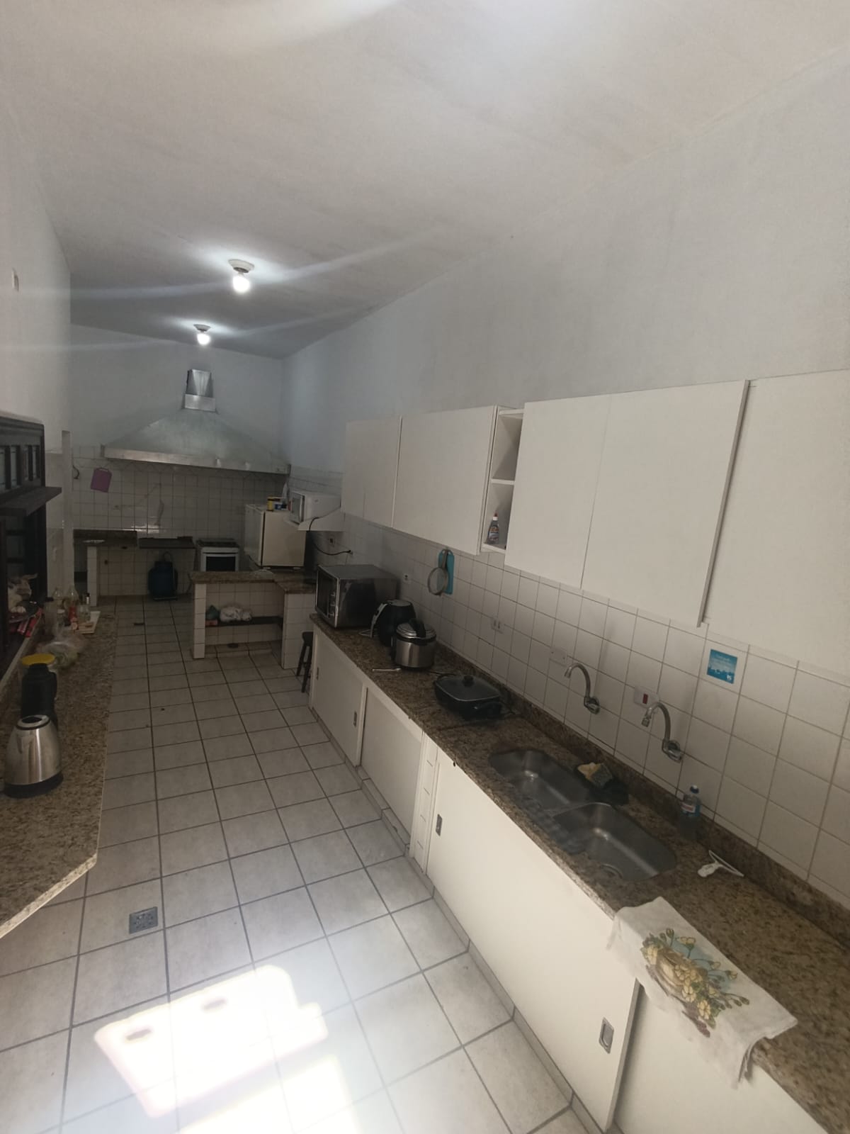 CAS261396 Hotel Pousada à Venda no Centro do Suarão Itanhaém – 18 Apartamentos e Piscina