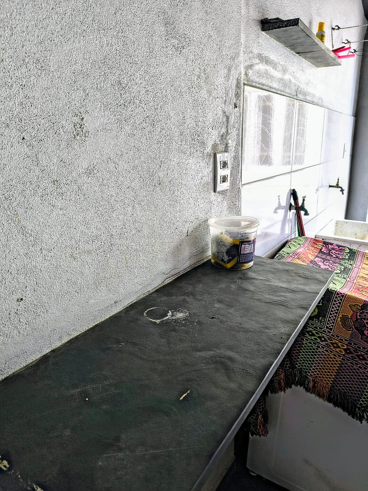 CAS261397 Casa Reformada no Satélite Itanhaém – 02 Dormitórios a 70m da Praia