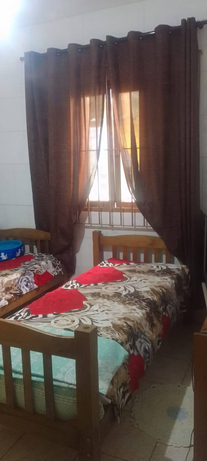 CAS261398 Casa de Terreno Inteiro em Itanhaém – 02 Dormitórios e Quintal Amplo