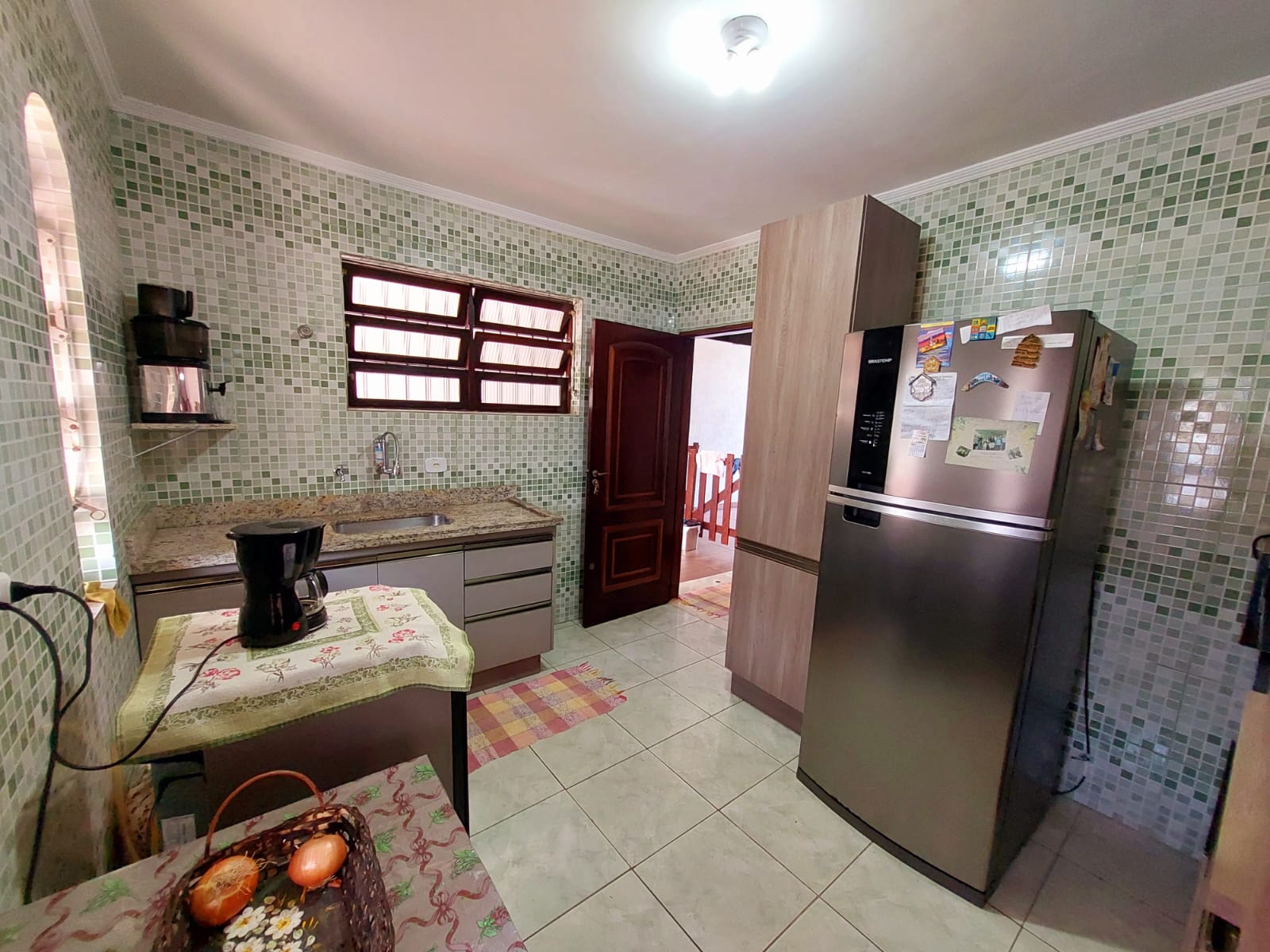 CAS261400 Casa Reformada com Piscina a 280m da Praia – Semimobiliada e com Edícula