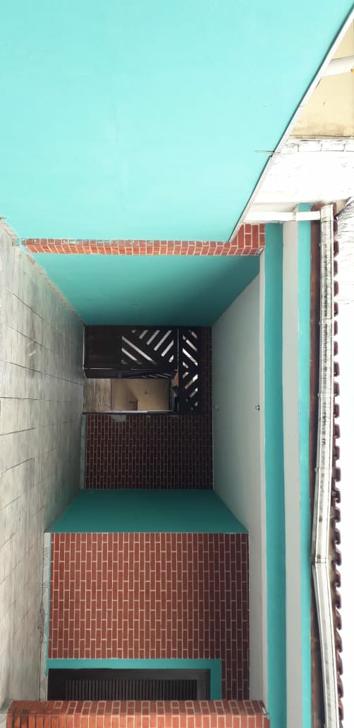 -CAS261402 Casa Térrea com 02 Salas em Itanhaém – Quintal Amplo com Espaço para Piscina