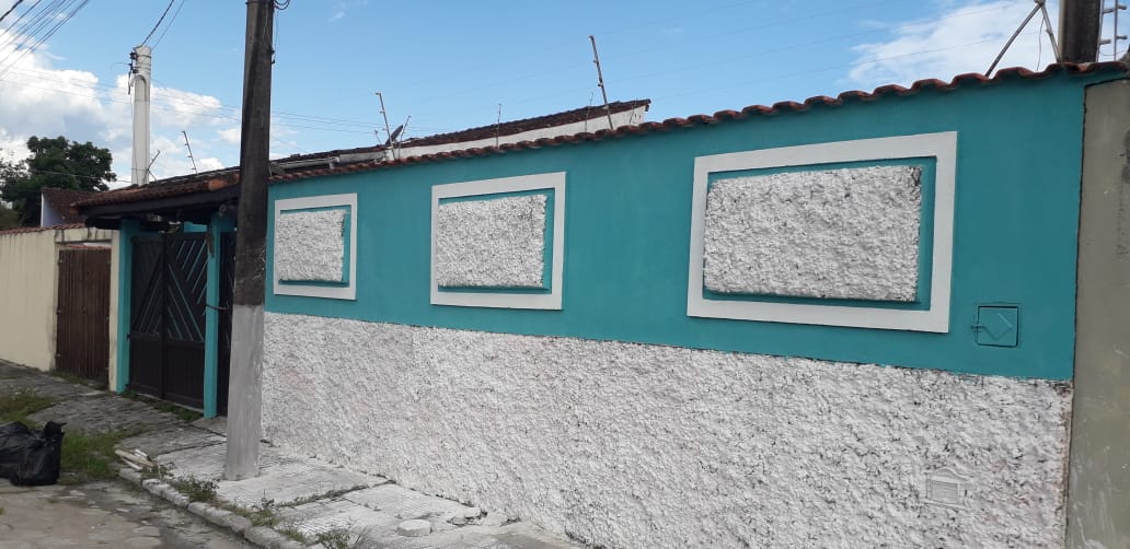 -CAS261402 Casa Térrea com 02 Salas em Itanhaém – Quintal Amplo com Espaço para Piscina