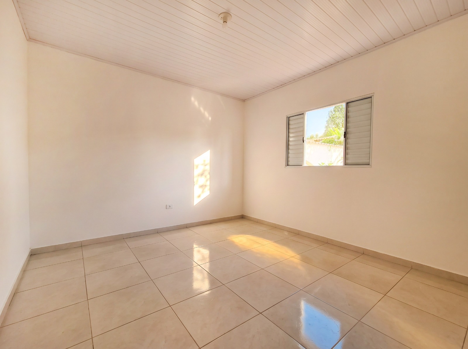 CAS261403 Casa com Piscina e Edícula no Cibratel II Itanhaém – 04 Dormitórios a 700m do Mar