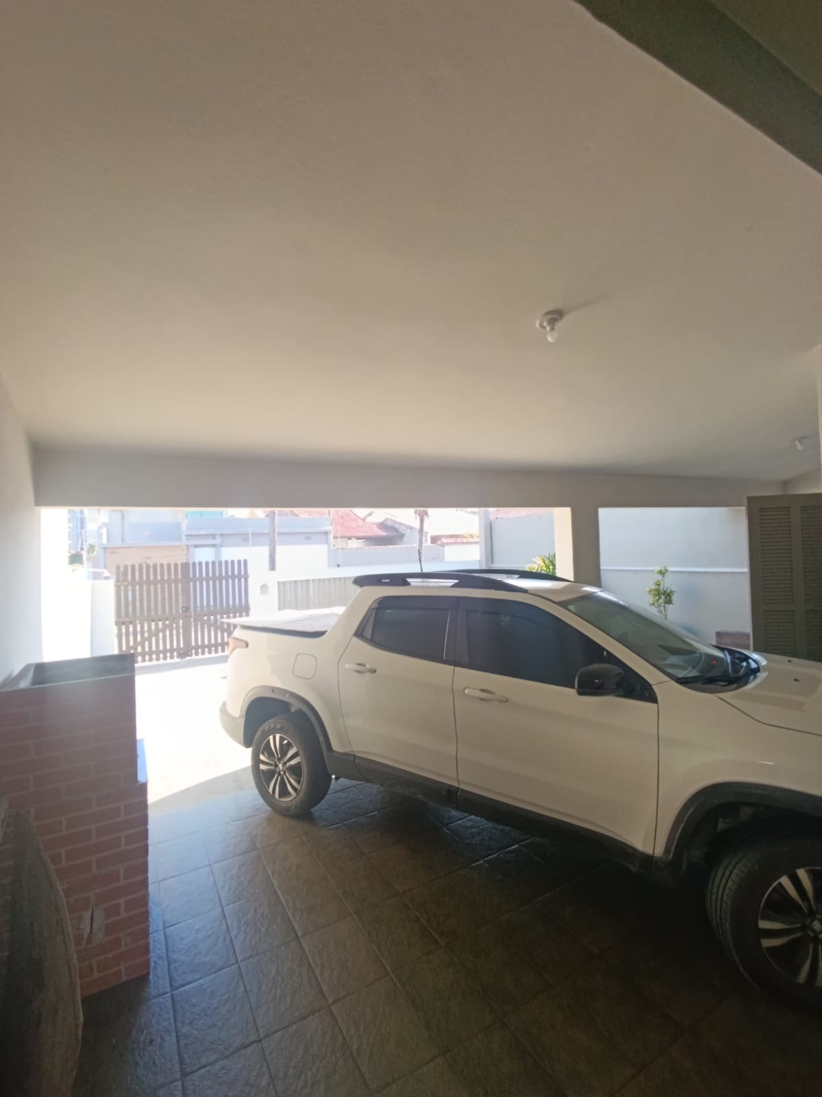 CAS261404 Casa de Alto Padrão no Suarão Itanhaém – 04 Dormitórios a 50m do Mar