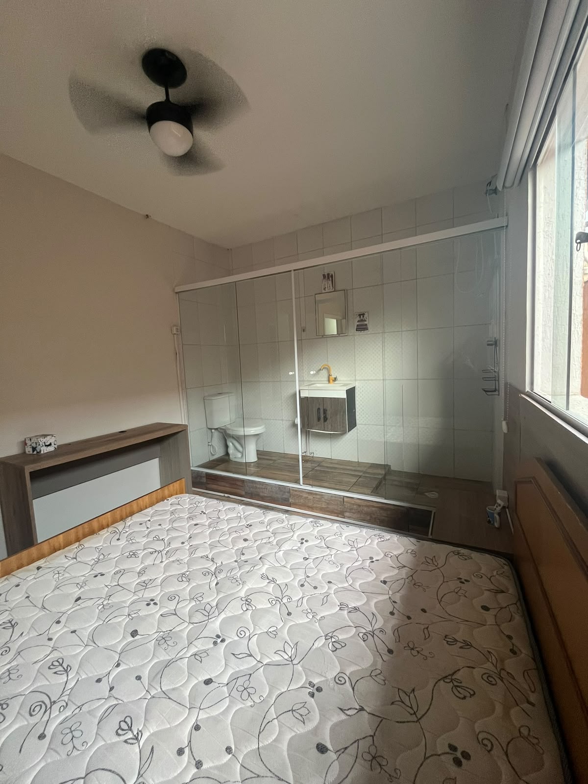 CAS261406 Casa Porteira Fechada nos Campos Elíseos Itanhaém – 05 Dormitórios com Piscina a 50m da Praia