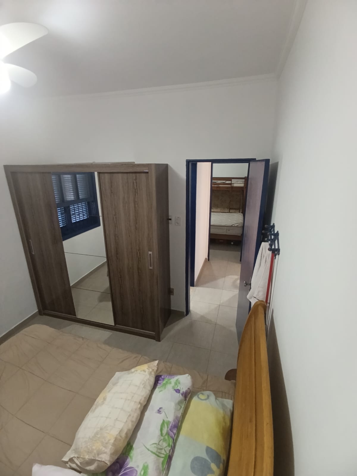 Casa para venda na praia com 03 dormitórios e edícula